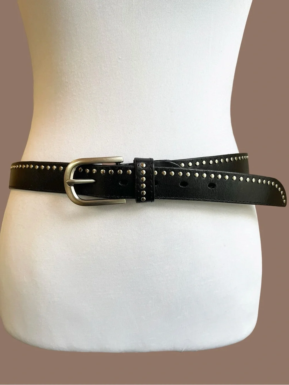 Black Studded Leather Belt 90s Size M/L
